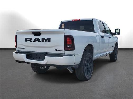 2025 RAM 2500 Big Horn Crew Cab 4x4 6'4' Box