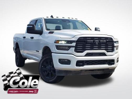 2025 RAM 2500 Big Horn Crew Cab 4x4 6'4' Box