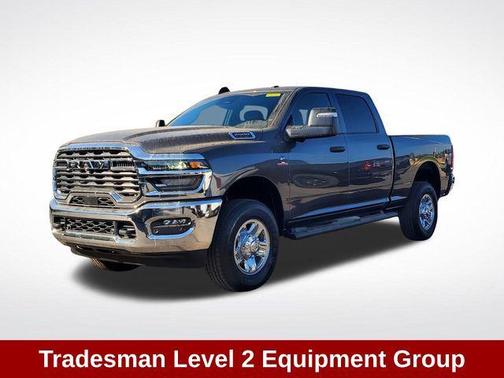 2025 RAM 2500 Tradesman Crew Cab 4x4 6'4' Box