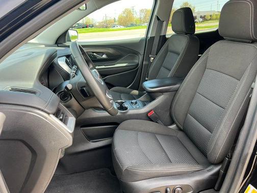 Ebony Twilight Metallic 2023 GMC Terrain SLE