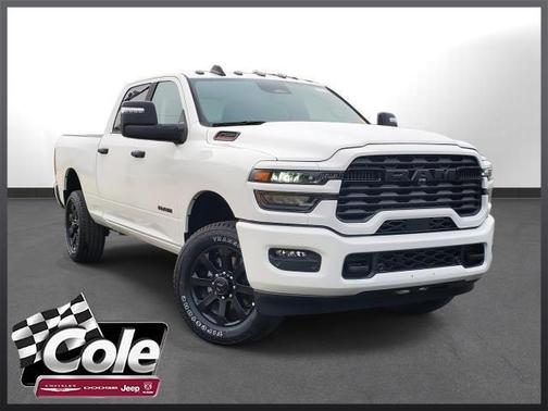 2025 RAM 2500 Big Horn Crew Cab 4x4 6'4' Box