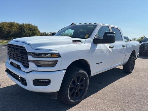 2025 RAM 2500 Big Horn Crew Cab 4x4 6'4' Box