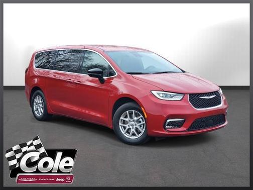 2025 Chrysler Pacifica L