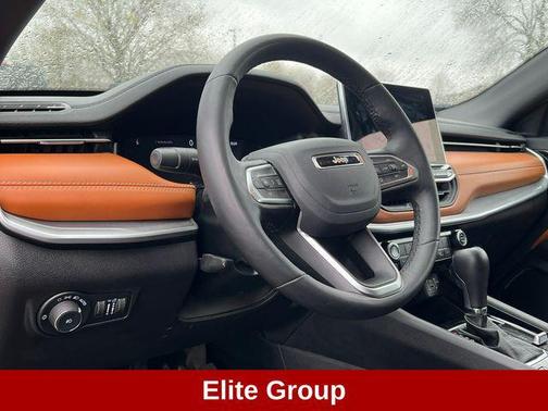 Diamond Black Crystal Pearlcoat 2024 Jeep Compass Limited