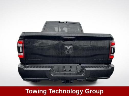 2019 RAM 2500 Big Horn Crew Cab 4x4 6'4' Box