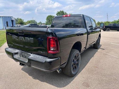 2025 RAM 2500 Big Horn Crew Cab 4x4 6'4' Box
