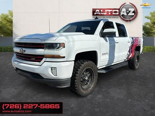 Summit White 2017 Chevrolet Silverado 1500 2LT