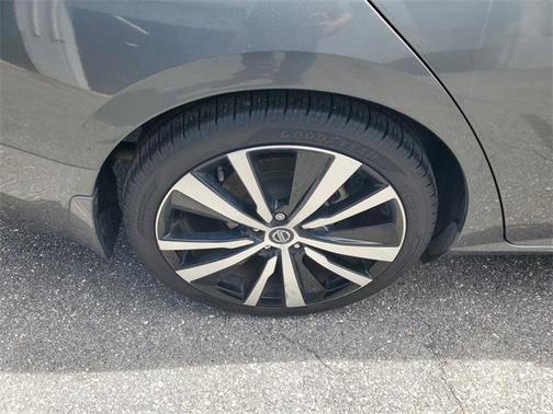 2019 Nissan Altima 2.5 SR