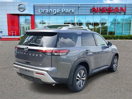 2025 Nissan Pathfinder SL FWD