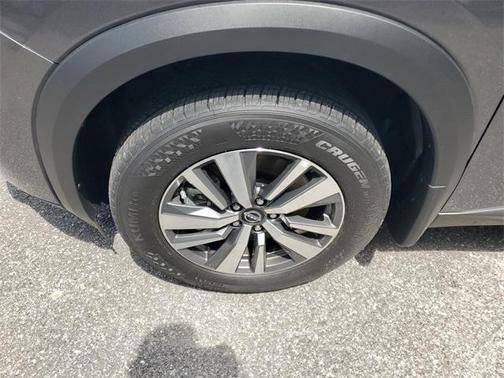 2025 Nissan Pathfinder SL FWD