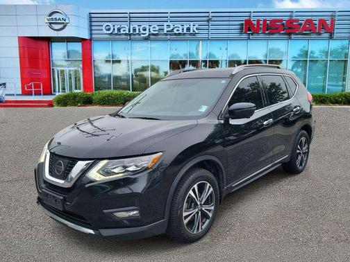 Magnetic Black 2017 Nissan Rogue SL