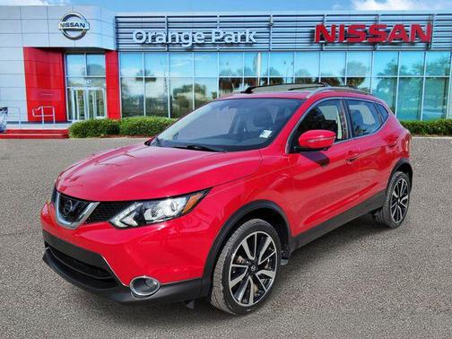 Palatial Ruby 2017 Nissan Rogue Sport SL