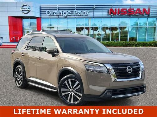 2023 Nissan Pathfinder Platinum FWD
