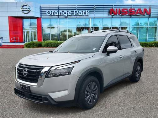 2024 Nissan Pathfinder SV FWD