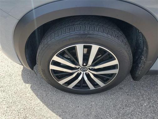 2024 Nissan Pathfinder Platinum 4WD
