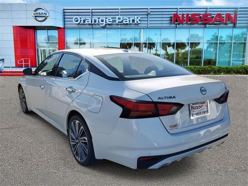 2025 Nissan Altima 2.5 SL