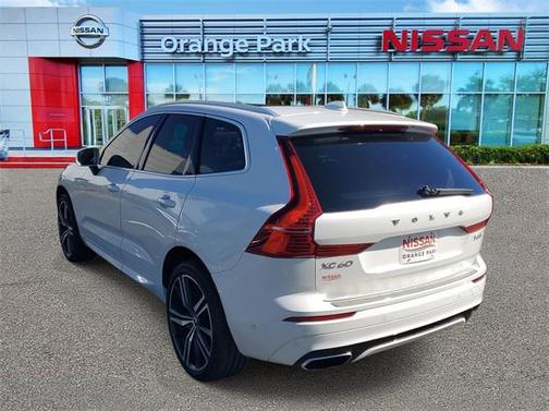 2019 Volvo XC60 T6 R-Design