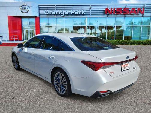 2020 Toyota Avalon Hybrid Limited