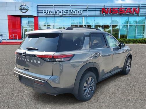 2025 Nissan Pathfinder SV FWD