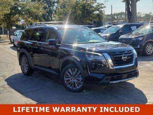 2024 Nissan Pathfinder SL FWD
