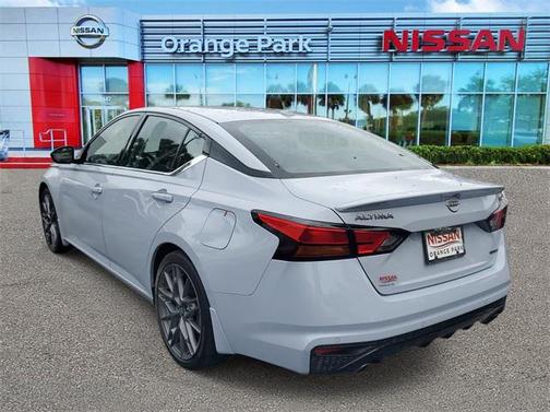 2024 Nissan Altima SR VC-Turbo FWD