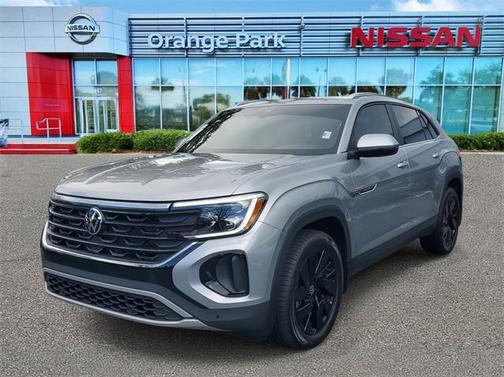 2025 Volkswagen Atlas Cross Sport 2.0T SE w/Technology