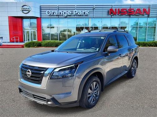 2023 Nissan Pathfinder SV FWD