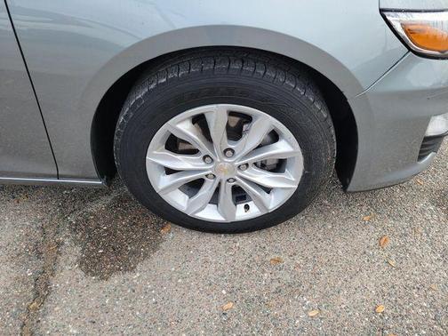 Sterling Gray Metallic 2025 Chevrolet Malibu FWD 1LT