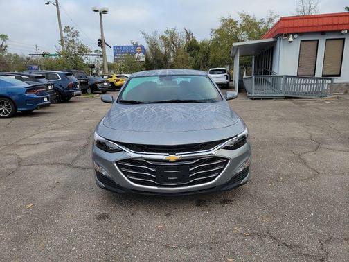 Sterling Gray Metallic 2025 Chevrolet Malibu FWD 1LT