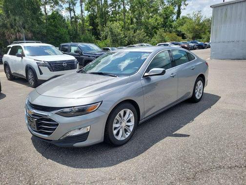 Sterling Gray Metallic 2025 Chevrolet Malibu FWD 1LT