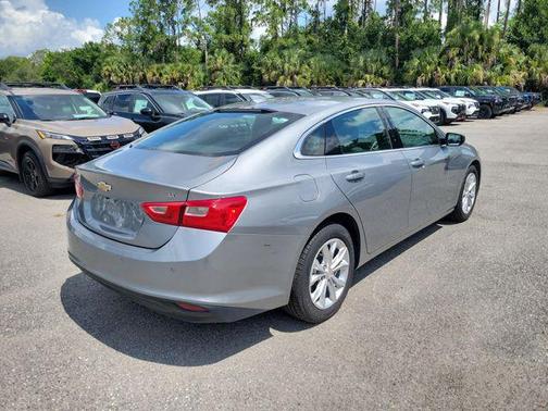 Sterling Gray Metallic 2025 Chevrolet Malibu FWD 1LT