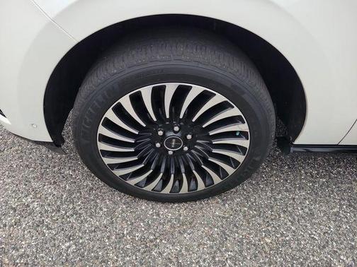 2018 Lincoln Navigator Black Label