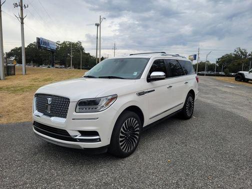 2018 Lincoln Navigator Black Label