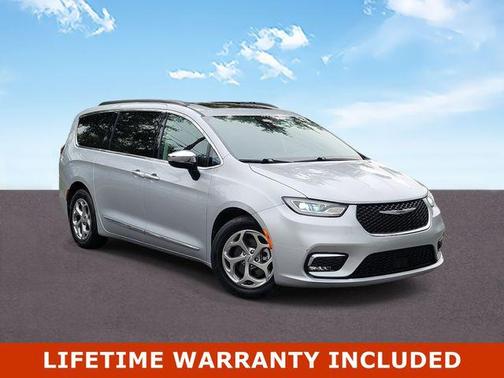 Silver Mist Clearcoat 2023 Chrysler Pacifica Limited