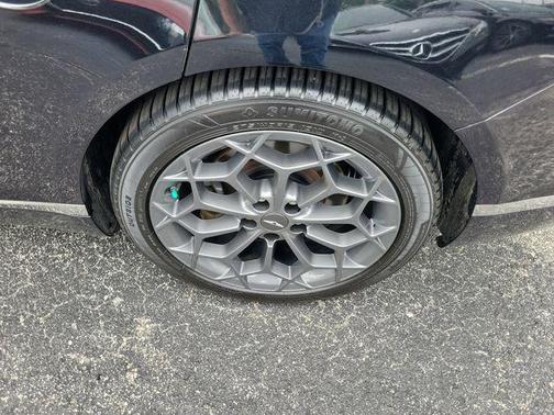Vik Black 2022 Genesis G80 2.5T RWD