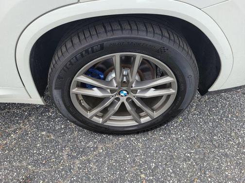 Alpine White 2021 BMW X4 M40i
