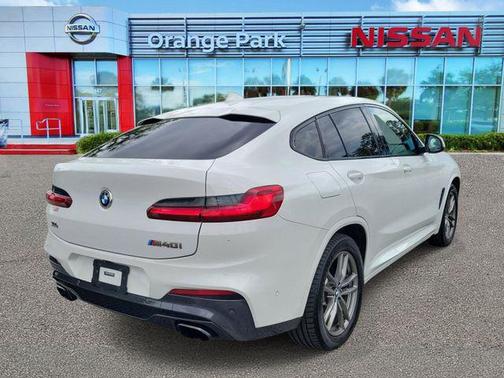 Alpine White 2021 BMW X4 M40i