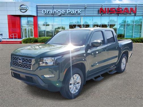 2023 Nissan Frontier SV