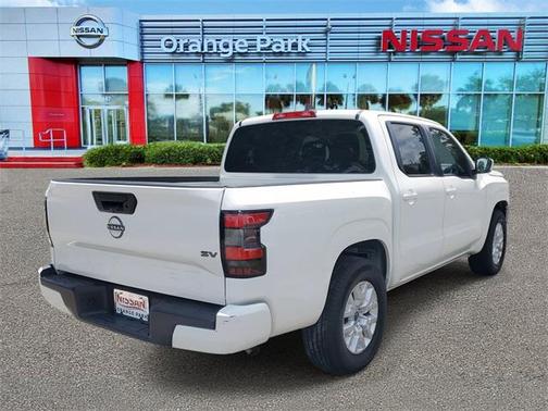 2023 Nissan Frontier SV