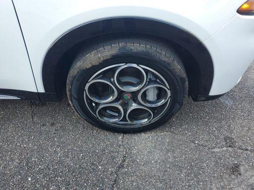 2024 Alfa Romeo Tonale Ti EAWD