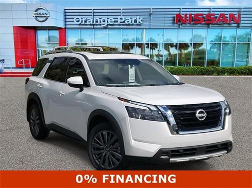 2025 Nissan Pathfinder SL FWD