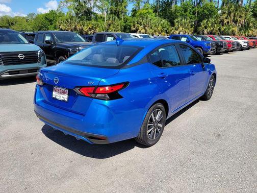 Electric Blue Metallic 2021 Nissan Versa 1.6 SV