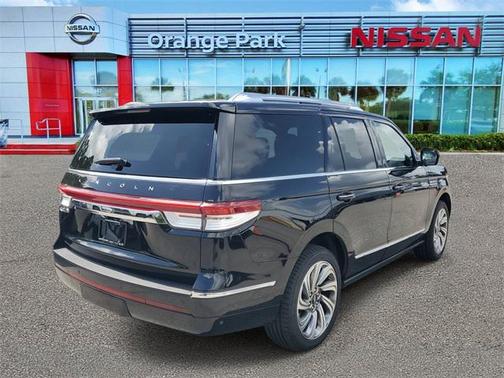2023 Lincoln Navigator Reserve