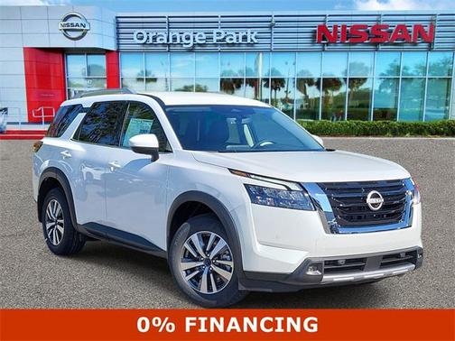 2025 Nissan Pathfinder SL FWD