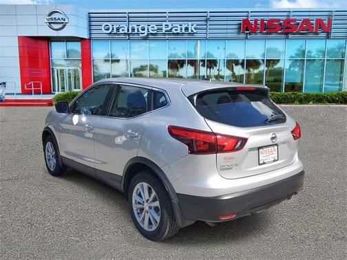 2017 Nissan Rogue Sport S