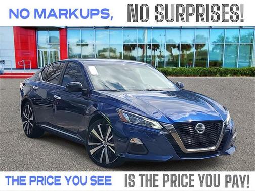 2021 Nissan Altima SR FWD