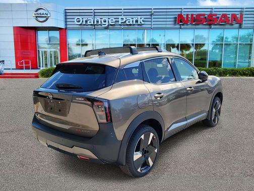 Canyon Bronze Metallic 2026 Nissan Kicks SR