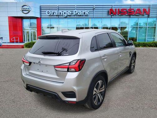 Alloy Silver Metallic 2024 Mitsubishi Outlander Sport 2.0 ES