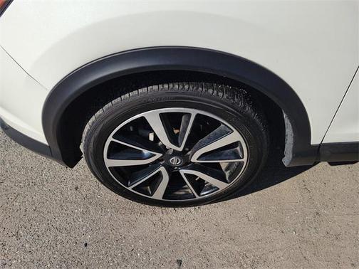 2017 Nissan Rogue Sport SL