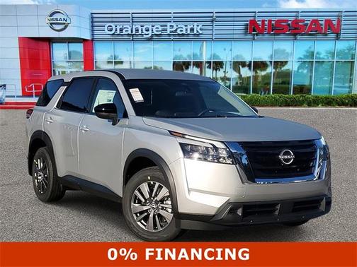 2025 Nissan Pathfinder S FWD